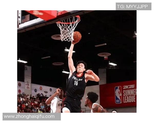 NBA赛果爆冷：热火开拓者上演进攻盛宴，杨瀚森观战引热议，球队密集赛程成关键因素